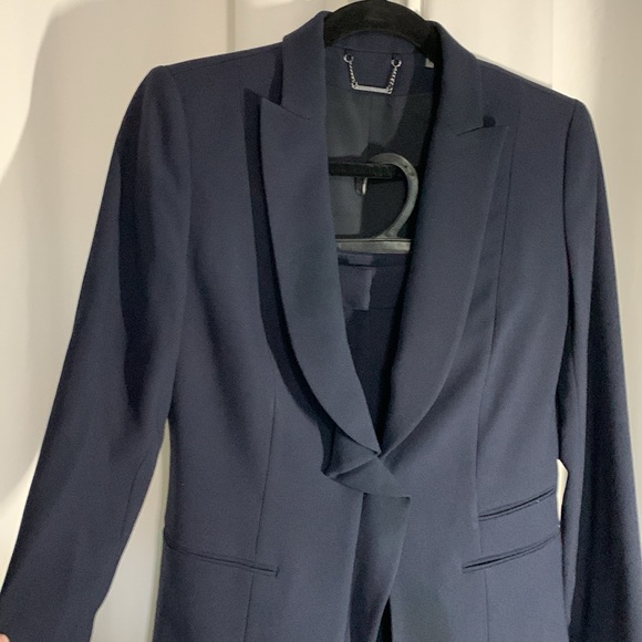 Elie Tahari Suit Jacket Size 4 Pant Size 6 - Picture 4 of 12